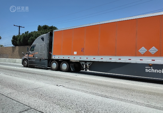 1760509904331202.jpg 1760509904331202.jpg