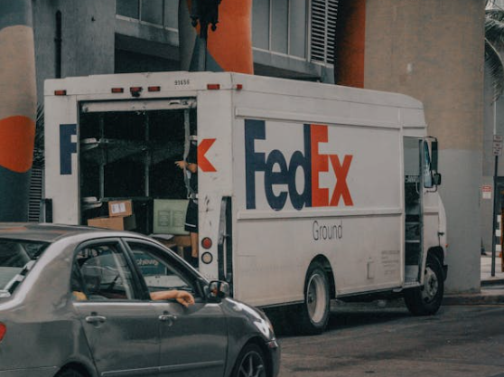 住宅地址也能便宜寄！FedEx住宅旺季附加費大減
