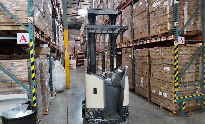 家具類目出海痛點(diǎn)：美國大件海外倉如何處理超重件的上樓派送？