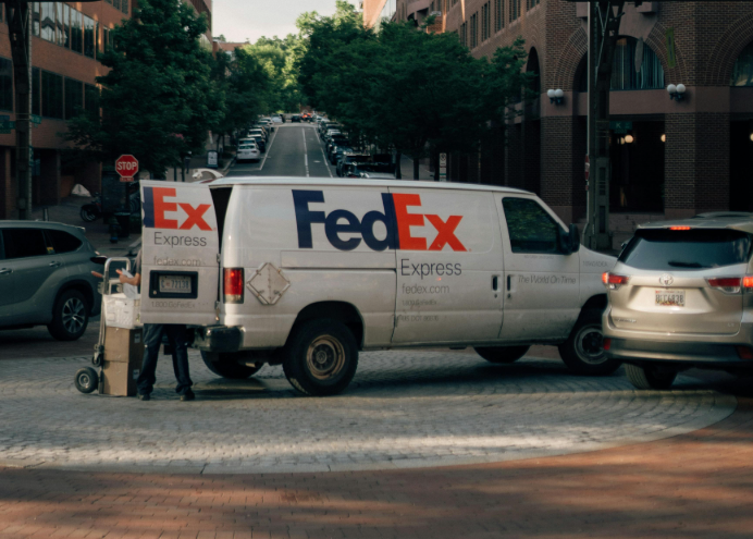 TikTok/Temu 半托管賣家：如何對接低價(jià) FedEx 賬號？