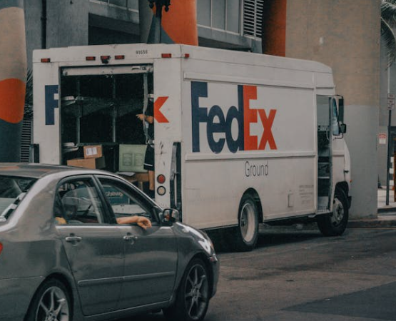 跨境電商必看：FedEx省錢技巧，一年省出一部車